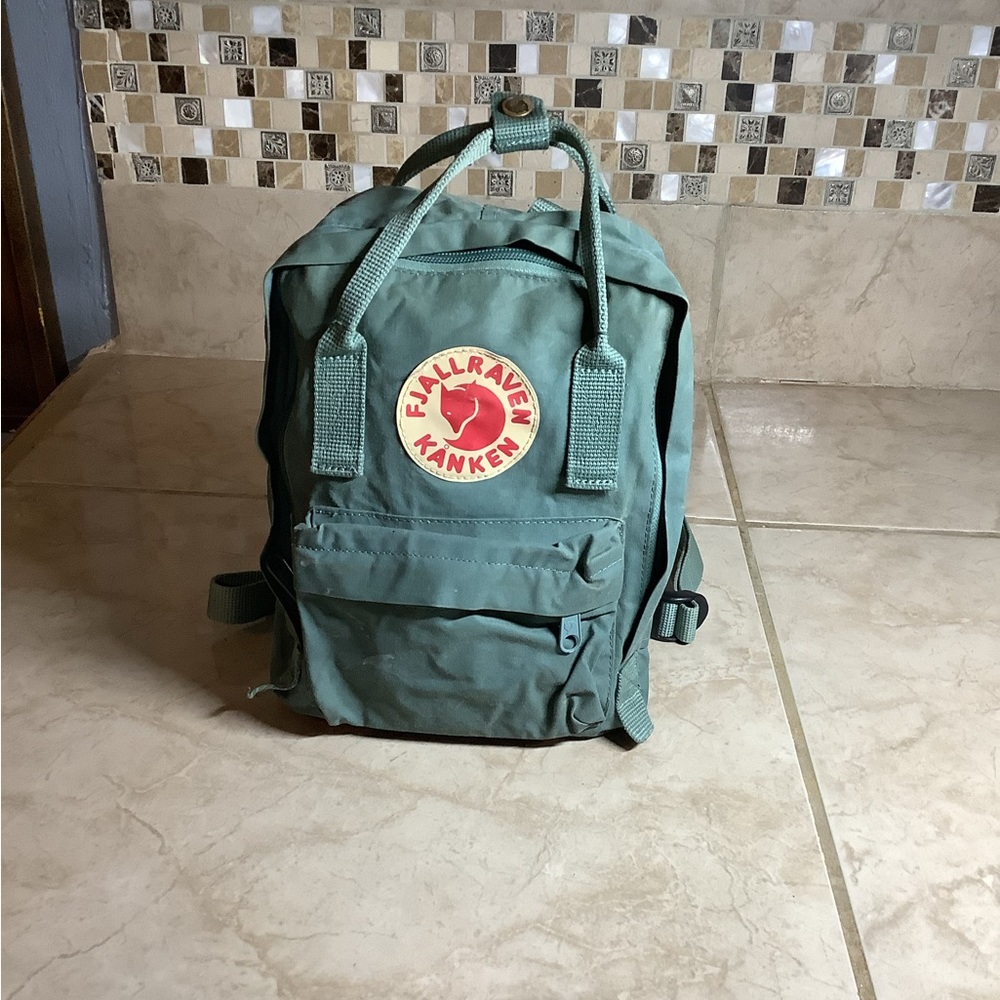 Fjallraven kanken woman green backpack